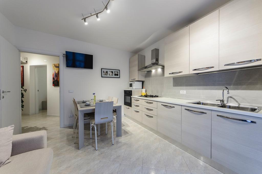 Residence Daytona Appartamento Due Camere E Posto Spiaggia Incluso カオルレ 部屋 写真